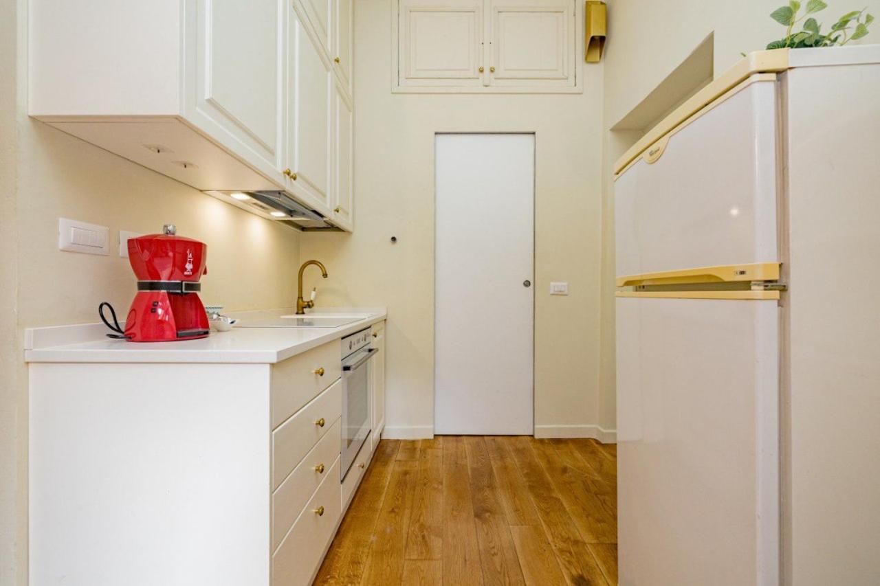 Charme Loft - 5 Min Duomo Apartman Milánó Kültér fotó